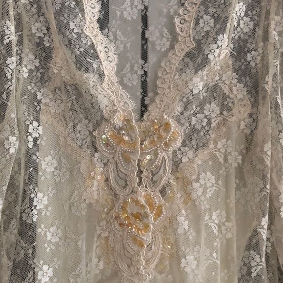 This already sold/ Night gown and robe - Picture 4 of 8